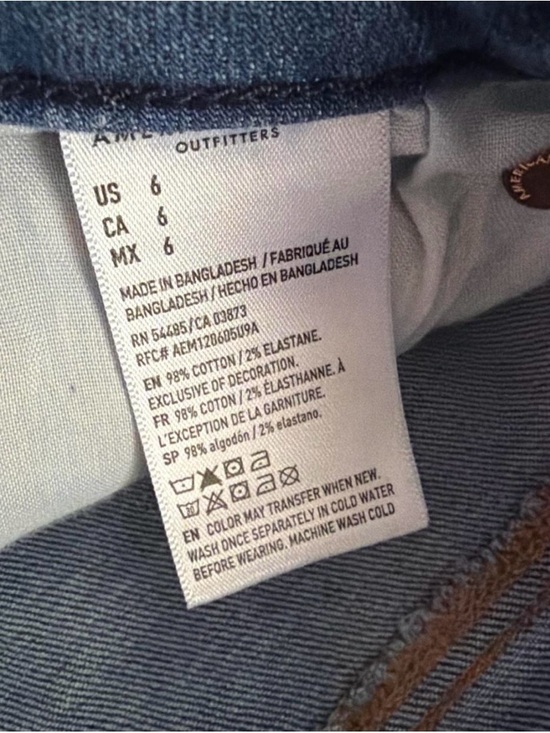 American Eagle Outfitters Medium Blue Denim Frayed Mini Skirt - Picture 2 of 3